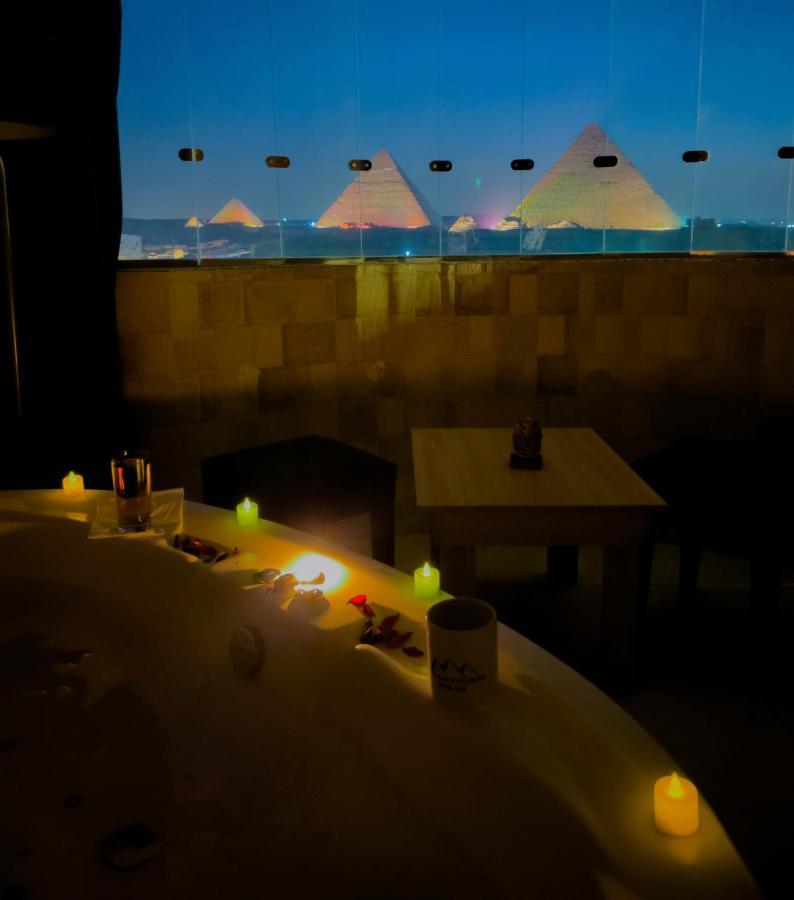 Jumeirah Pyramids View Inn Kafrat al Jabal Bagian luar foto
